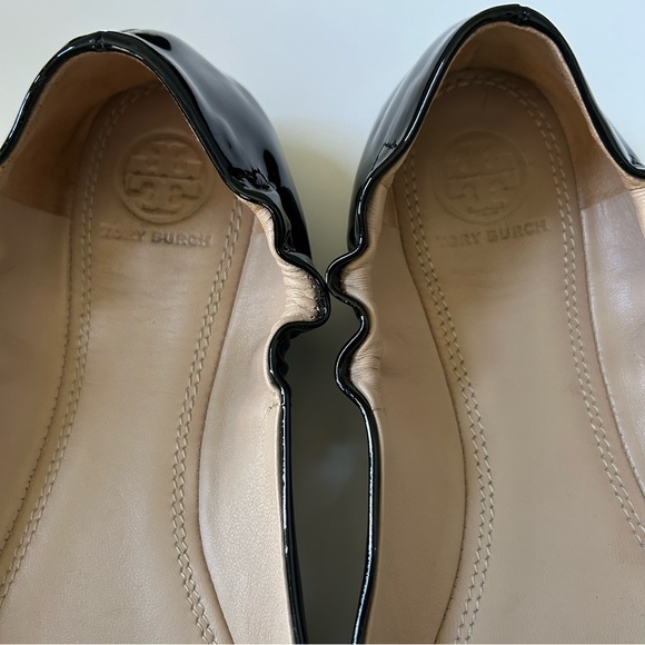 Tory Burch Twiggie Black Patent Leather Slip On Ballet Flats, Size 7.5 - Picture 9 of 11